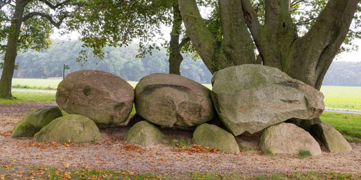 Hunnebedden in Drenthe